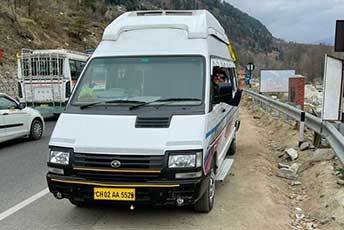 Chandigarh Tempo Traveller